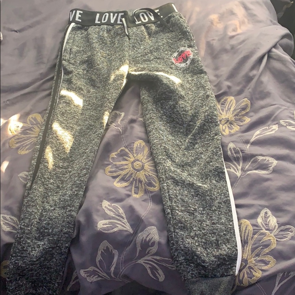 I am selling these cute comfy sweatpants
